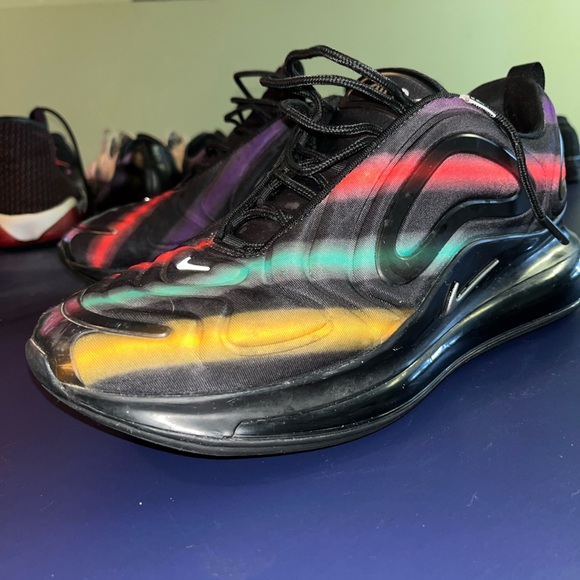 Nike airmax 720 size 10.5 bought them in Seattle when on a basketball trip - Picture 4 of 4